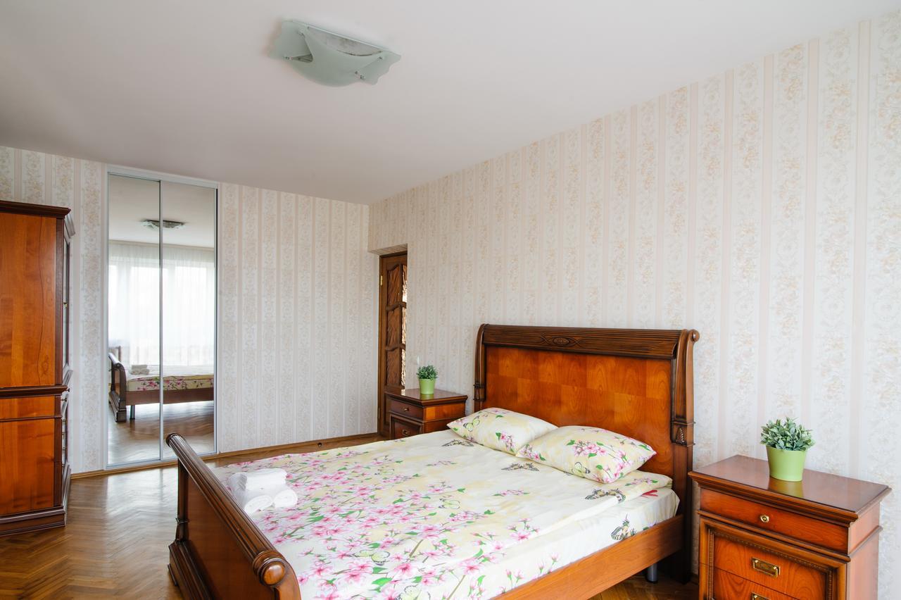 Rooms For Rent In The Mayakovskogo Minsk Bagian luar foto